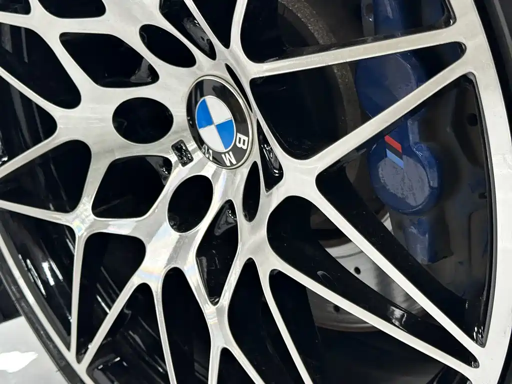 BMW M4 2018 — фото 16