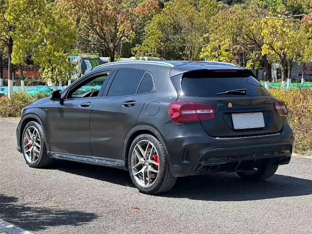 Mercedes-Benz GLA AMG 2015 — фото 8