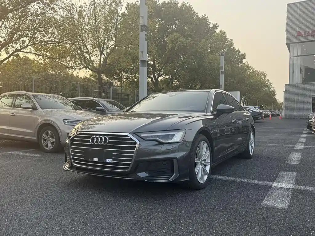 Audi A6L 2020 — фото 1