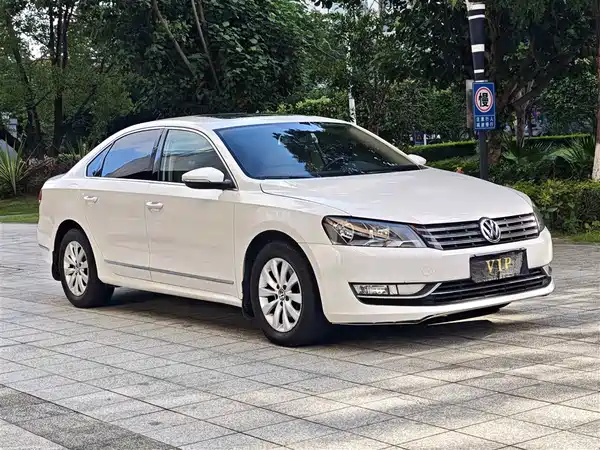 Volkswagen Passat 2011