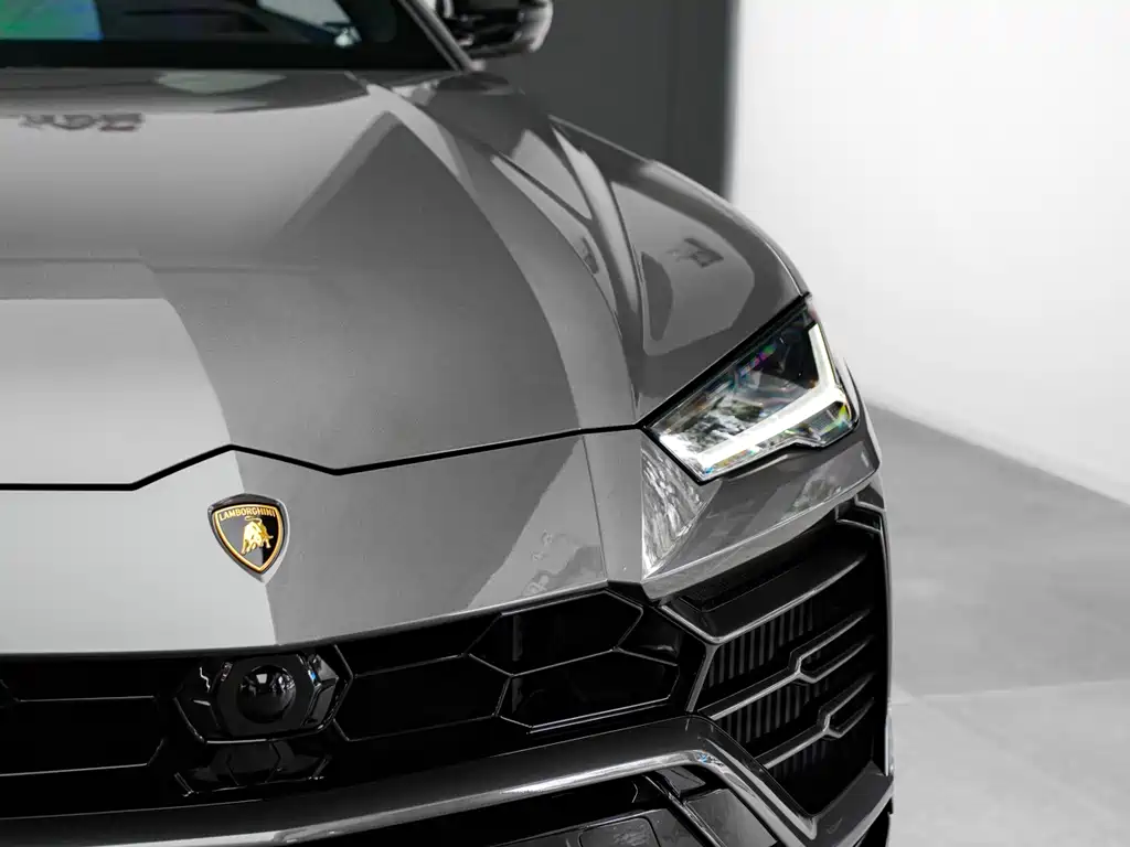 Lamborghini Urus 2021 — фото 28