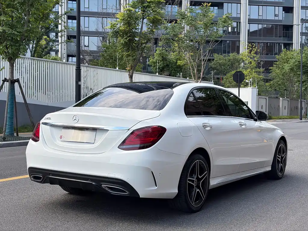 Mercedes-Benz C-Class 2020 — фото 16