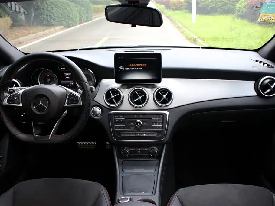 Mercedes-Benz CLA 2016 — фото 12