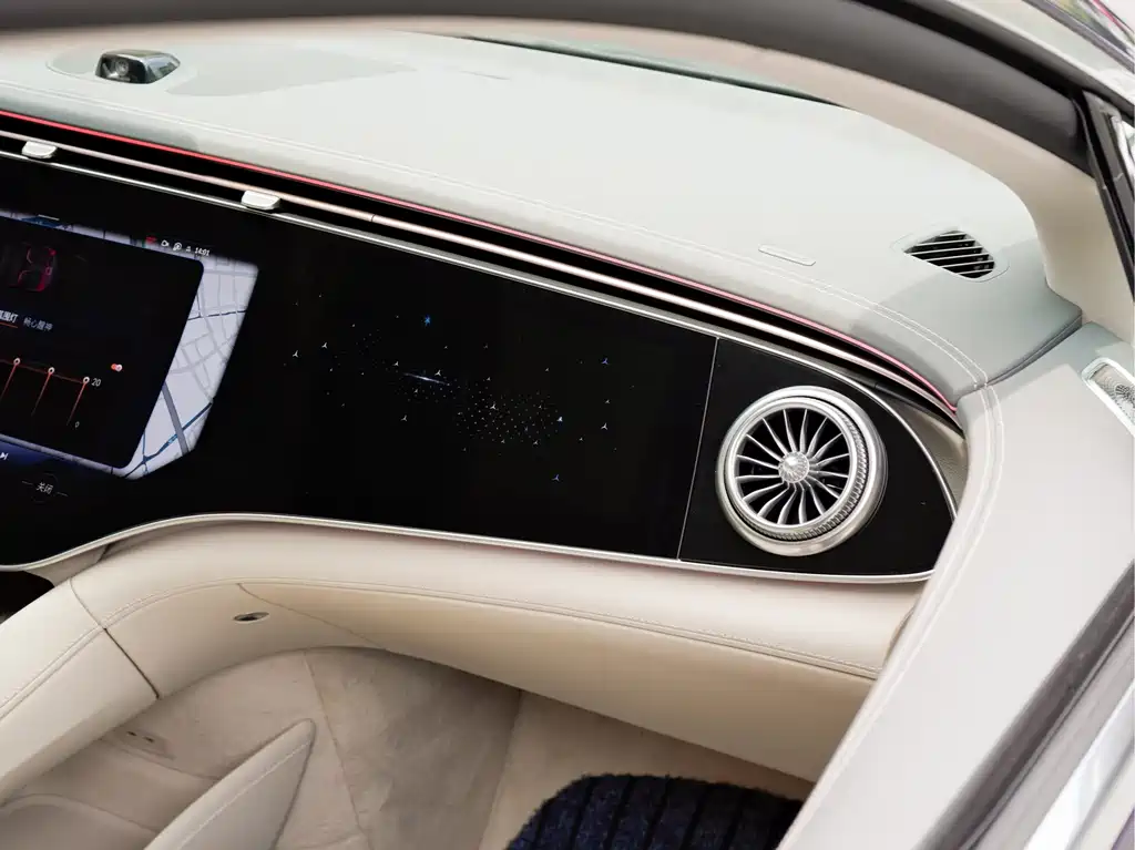 Mercedes-Benz EQS 2024 — фото 19