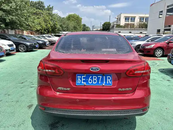 Ford Focus 2015