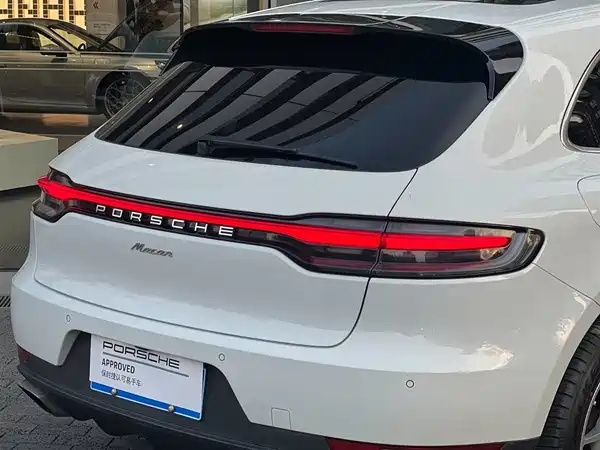 Porsche Macan 2020