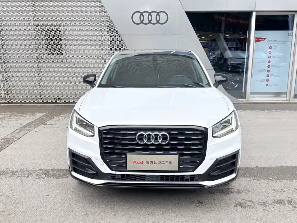 Audi Q2L 2020 — фото 3