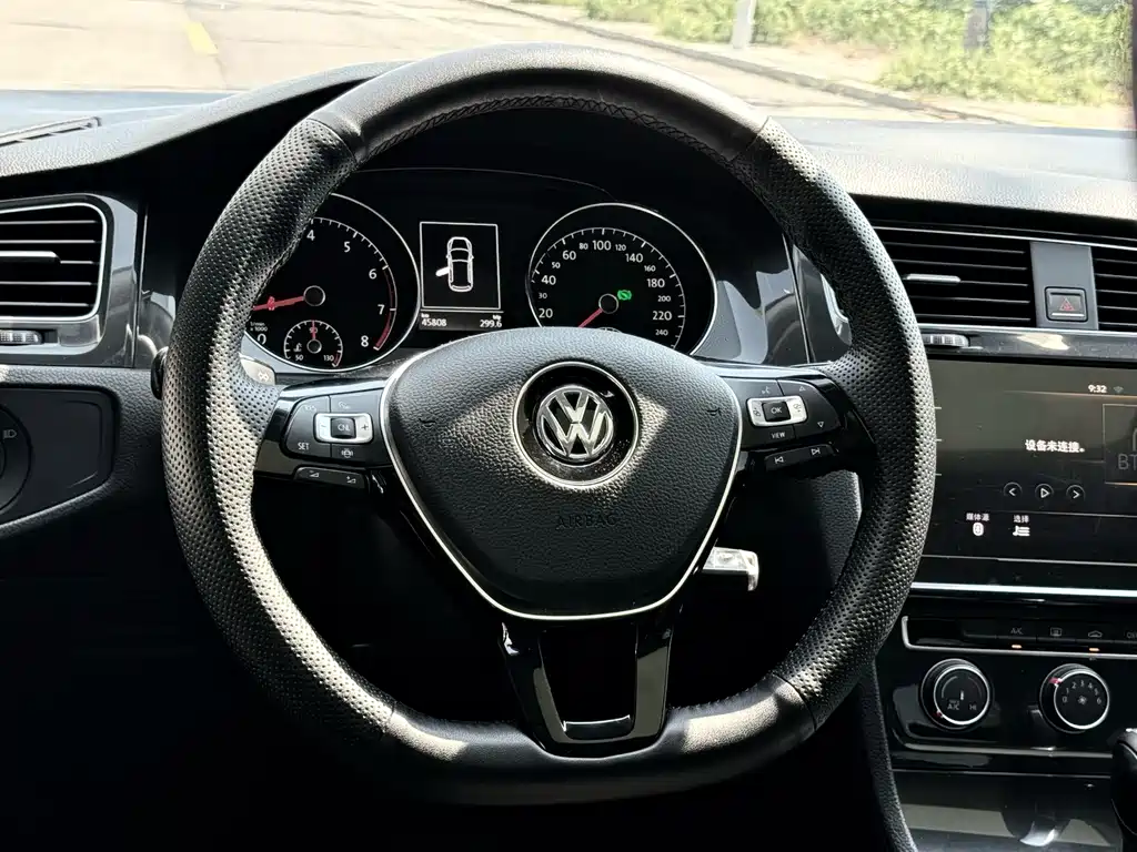 Volkswagen Golf 2020 — фото 9