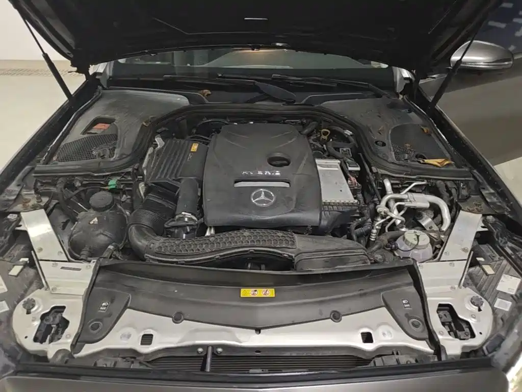Mercedes-Benz E-Class New Energy 2021 — фото 20