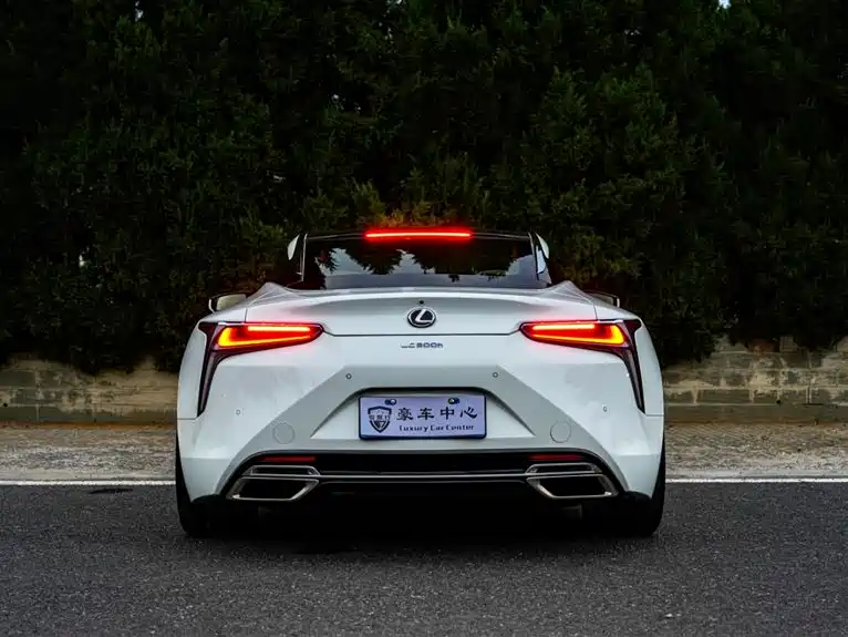 Lexus LC 2018