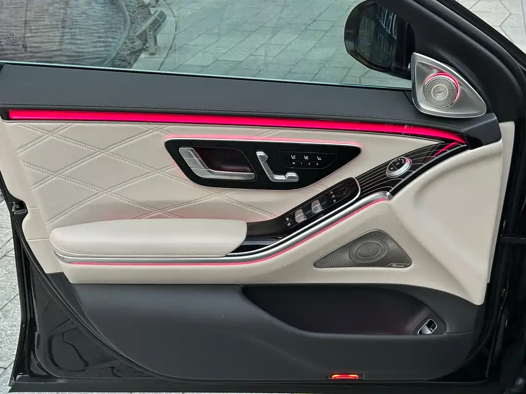 Mercedes-Benz S-Class 2025 — фото 30