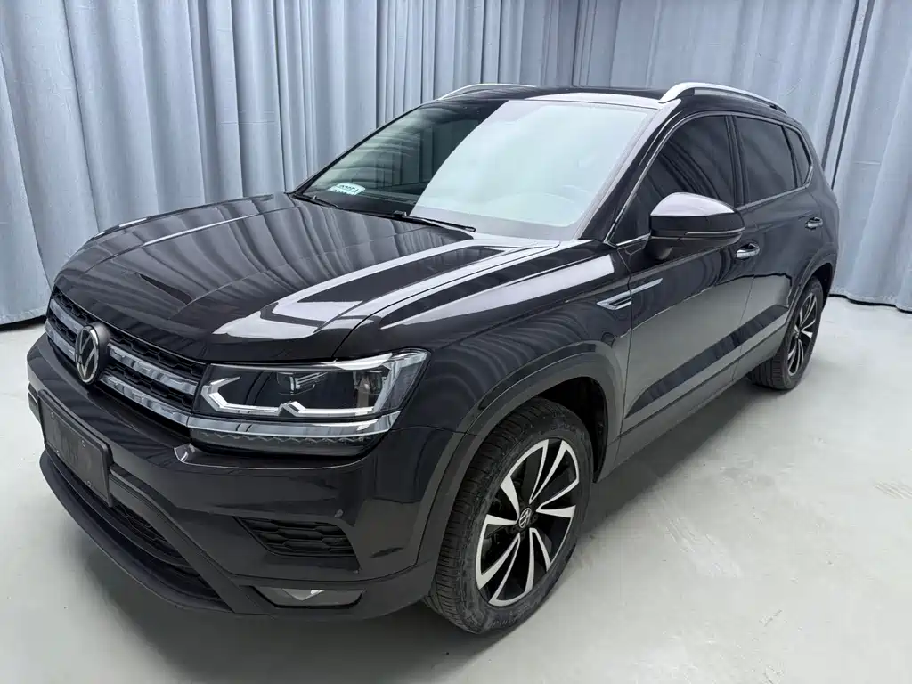 Volkswagen Tharu