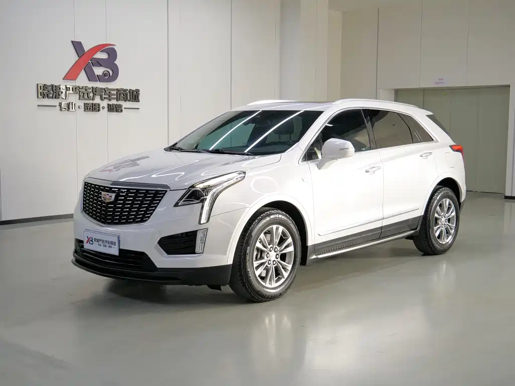 Cadillac XT5 2020 — фото 1