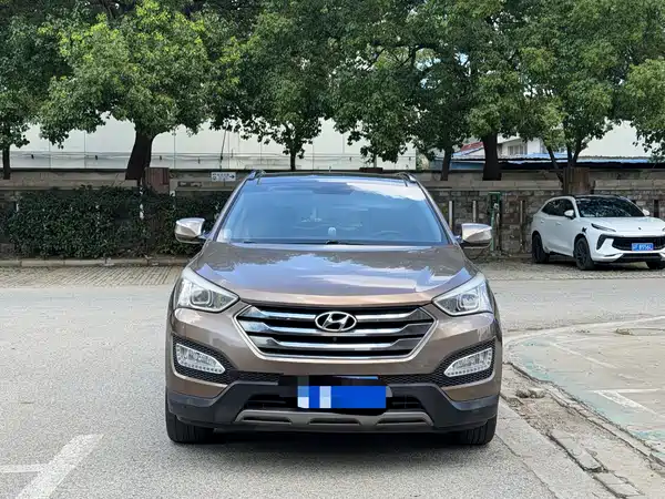 Hyundai Santa Fe 2013
