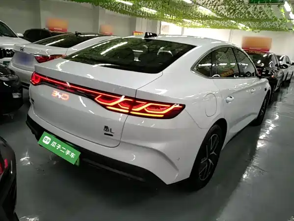 BYD Qin L 2025