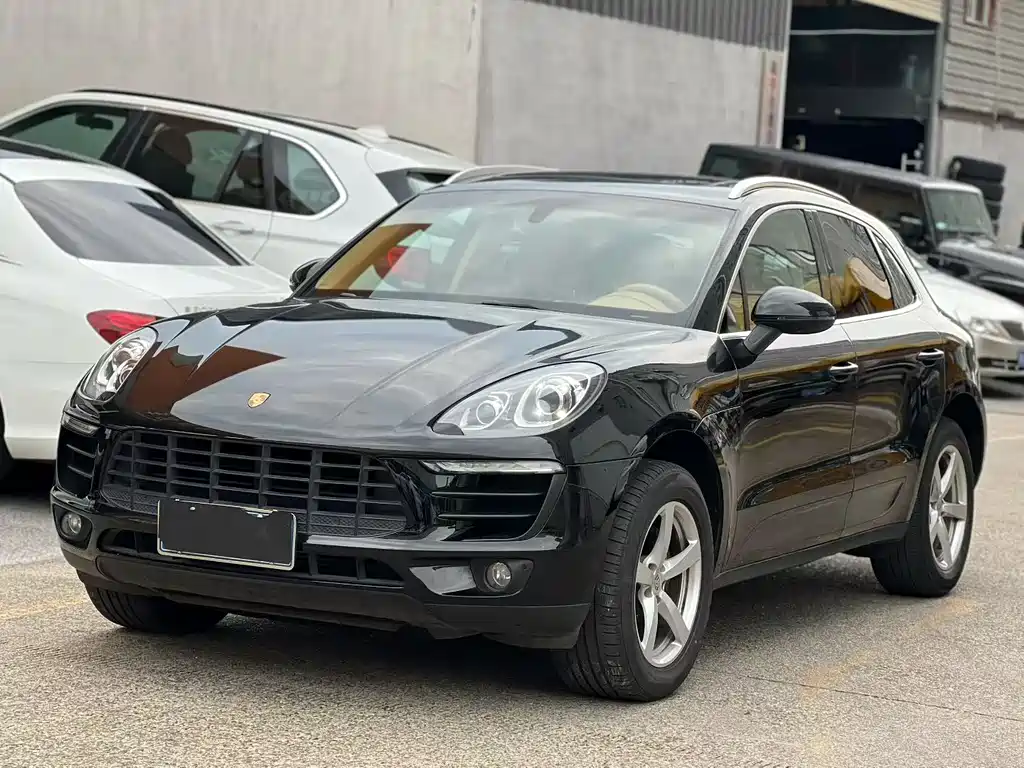 Porsche Macan 2015