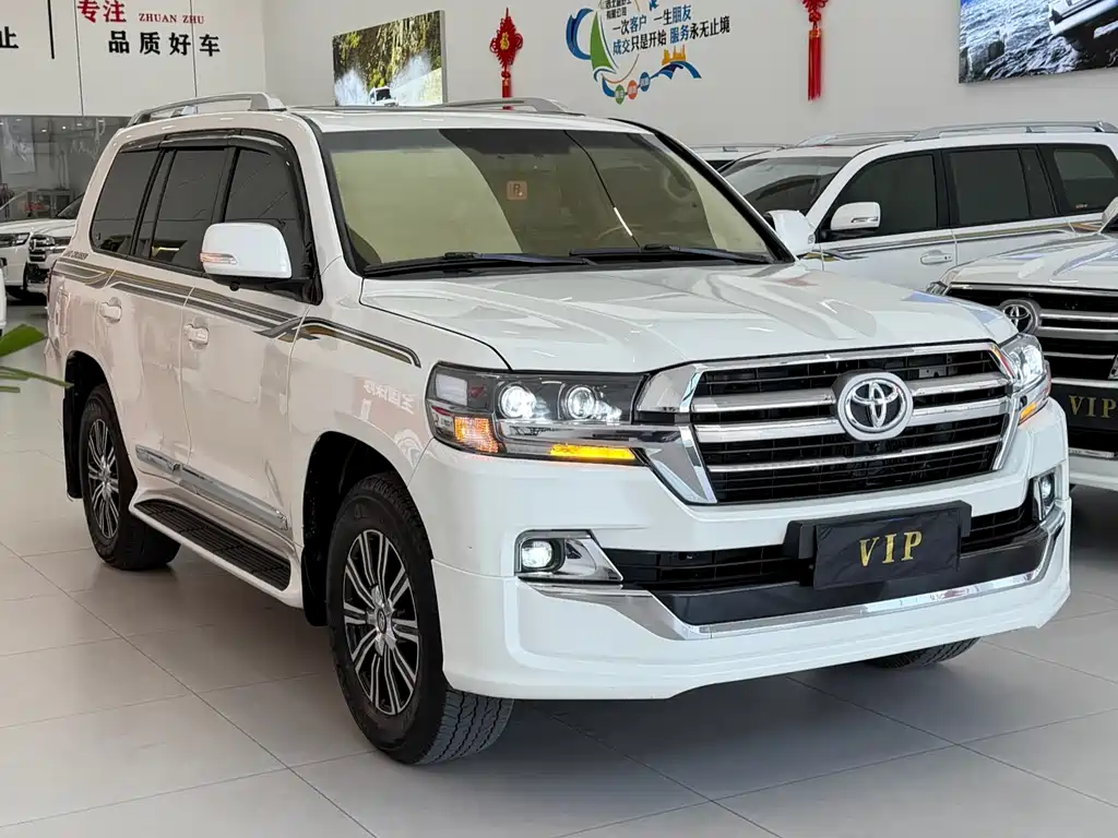 Toyota Land Cruiser 2014 — фото 3