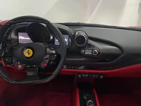 Ferrari F8 2021