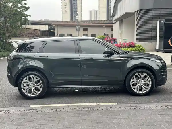 Land Rover Range Rover Evoque 2023