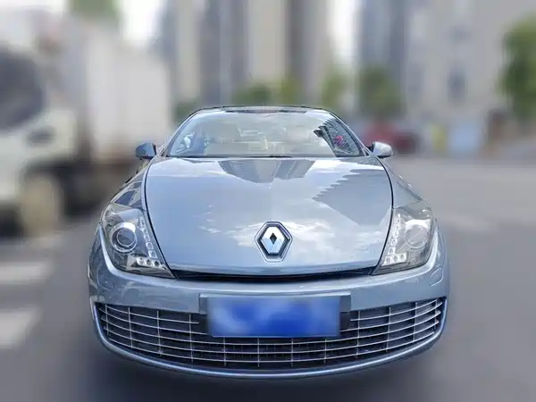Renault Laguna 2015