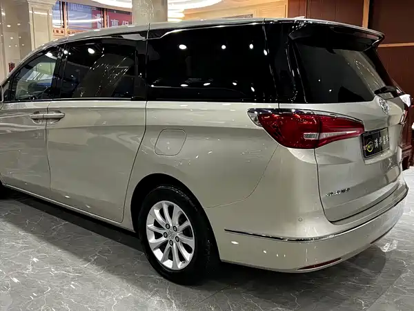 Buick GL8 2017