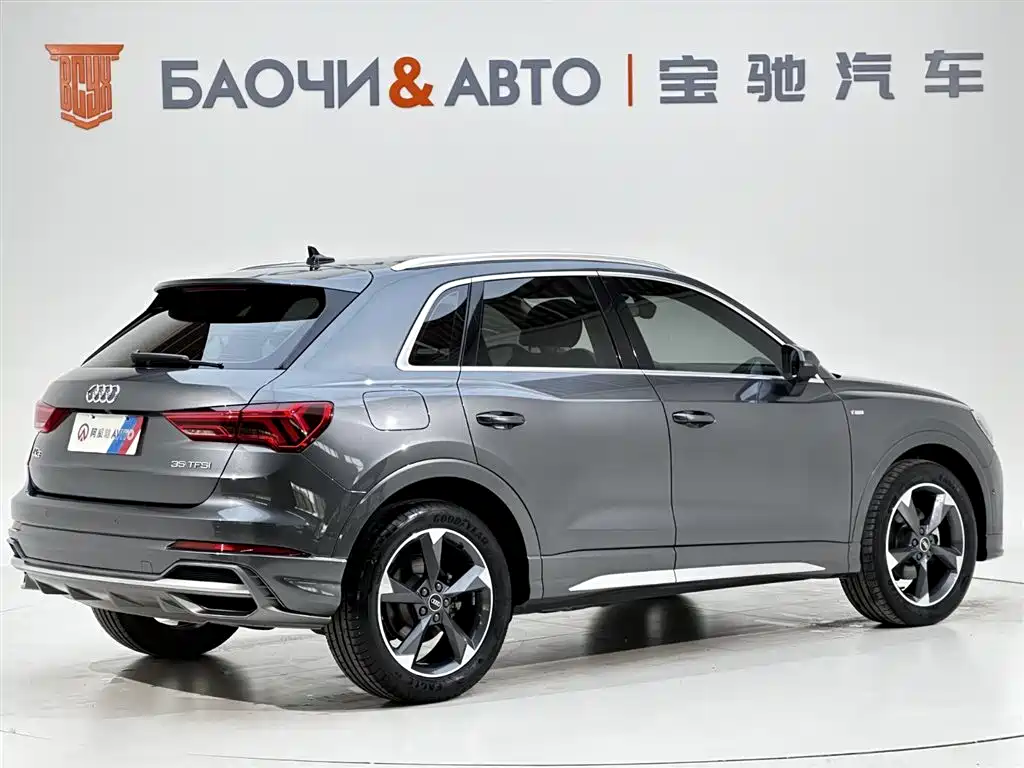 Audi Q3 2022 — фото 3