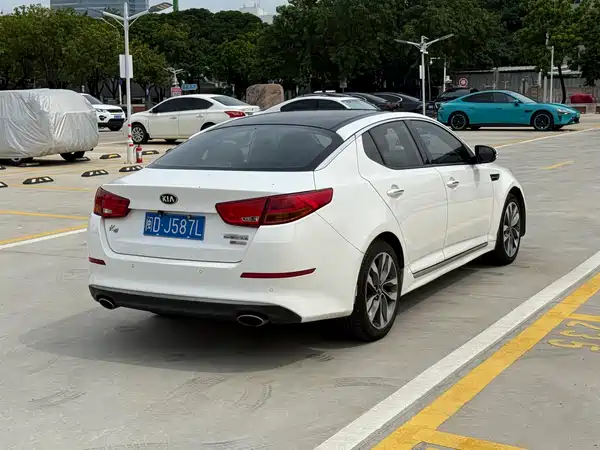 Kia K5 2015
