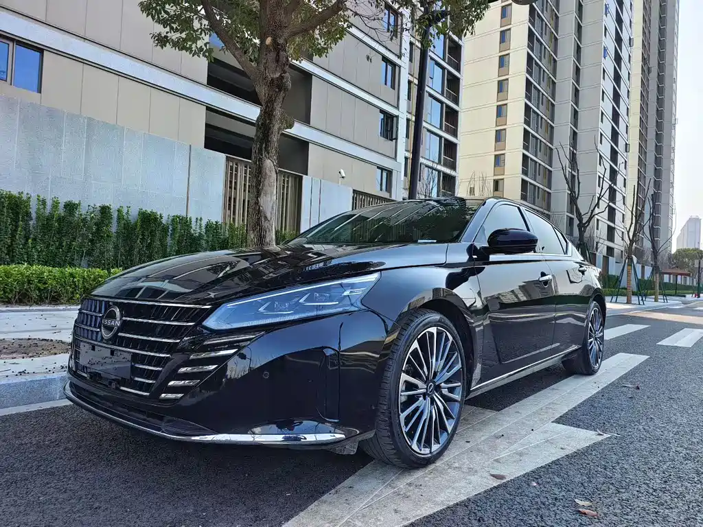 Nissan Teana 2024