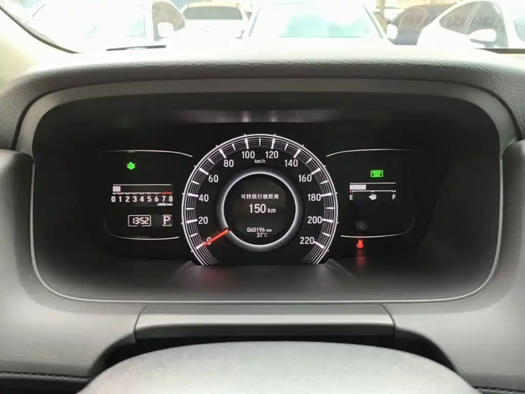 Honda Odyssey 2018 — фото 12