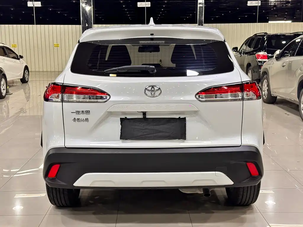 Toyota Corolla Cross 2025 — фото 10