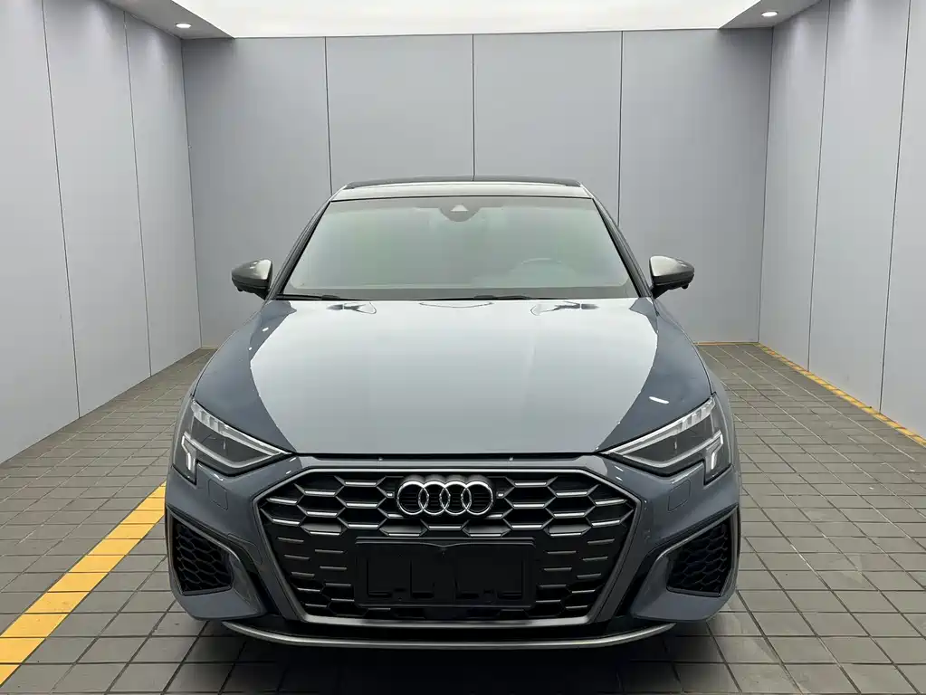 Audi A3 2022 — фото 2