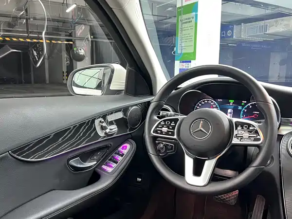 Mercedes-Benz C-Class 2020
