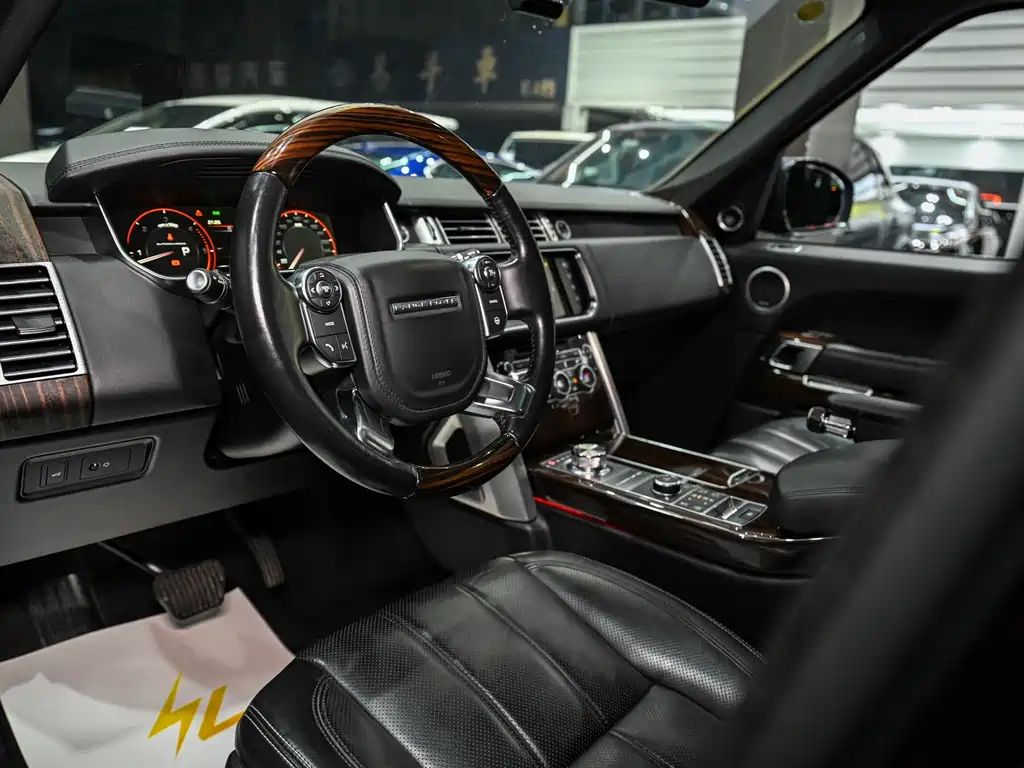 Land Rover Range Rover 2017