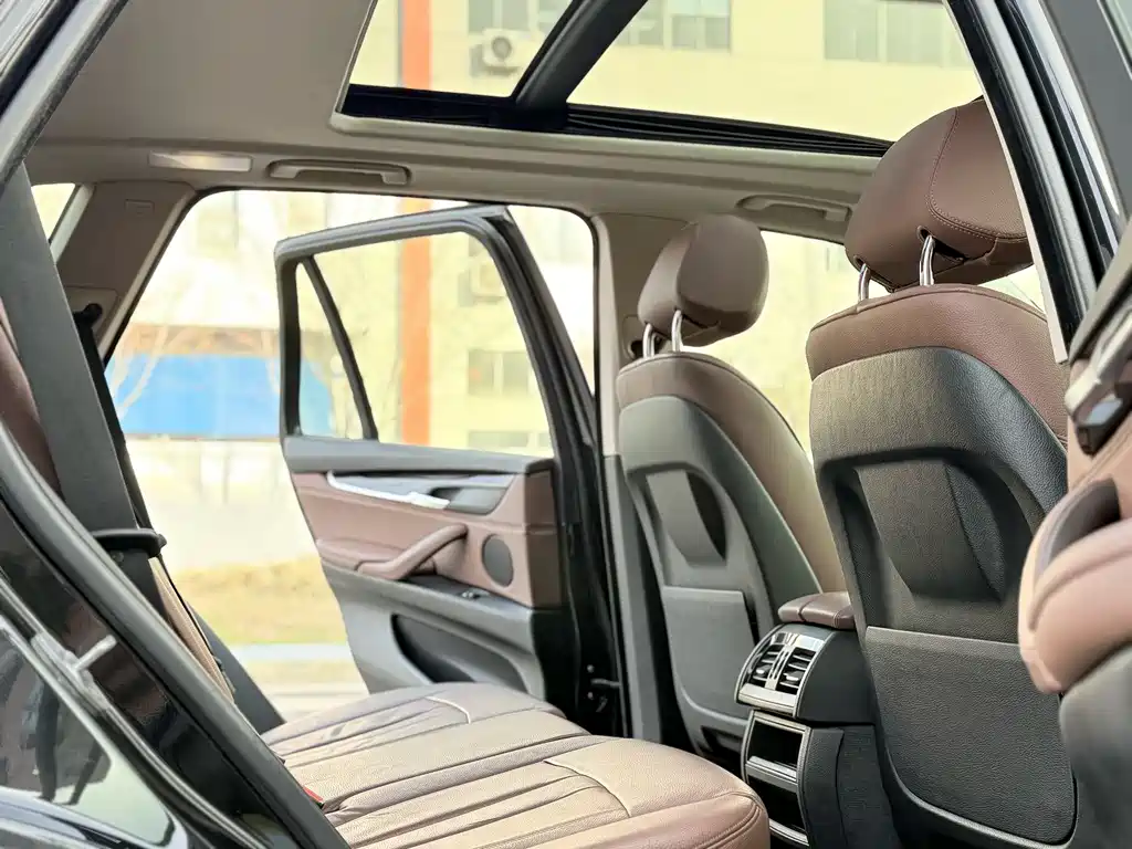 BMW X5 2015 — фото 14