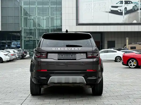 Land Rover Discovery Sport 2023