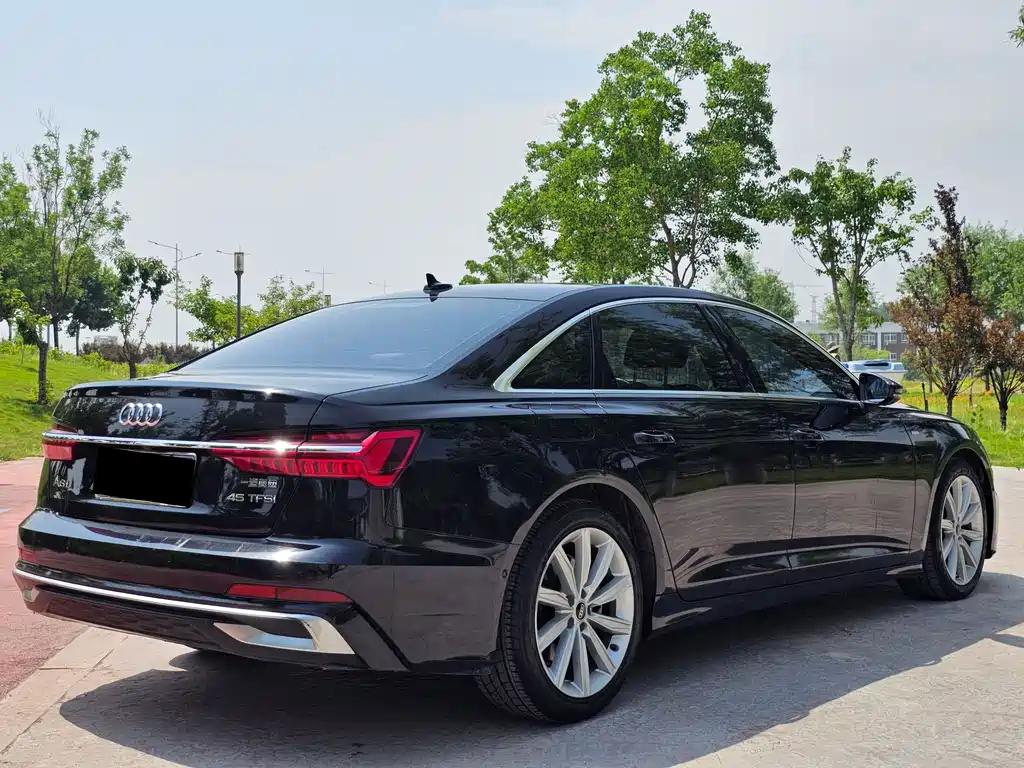 Audi A6L 2023 — фото 6