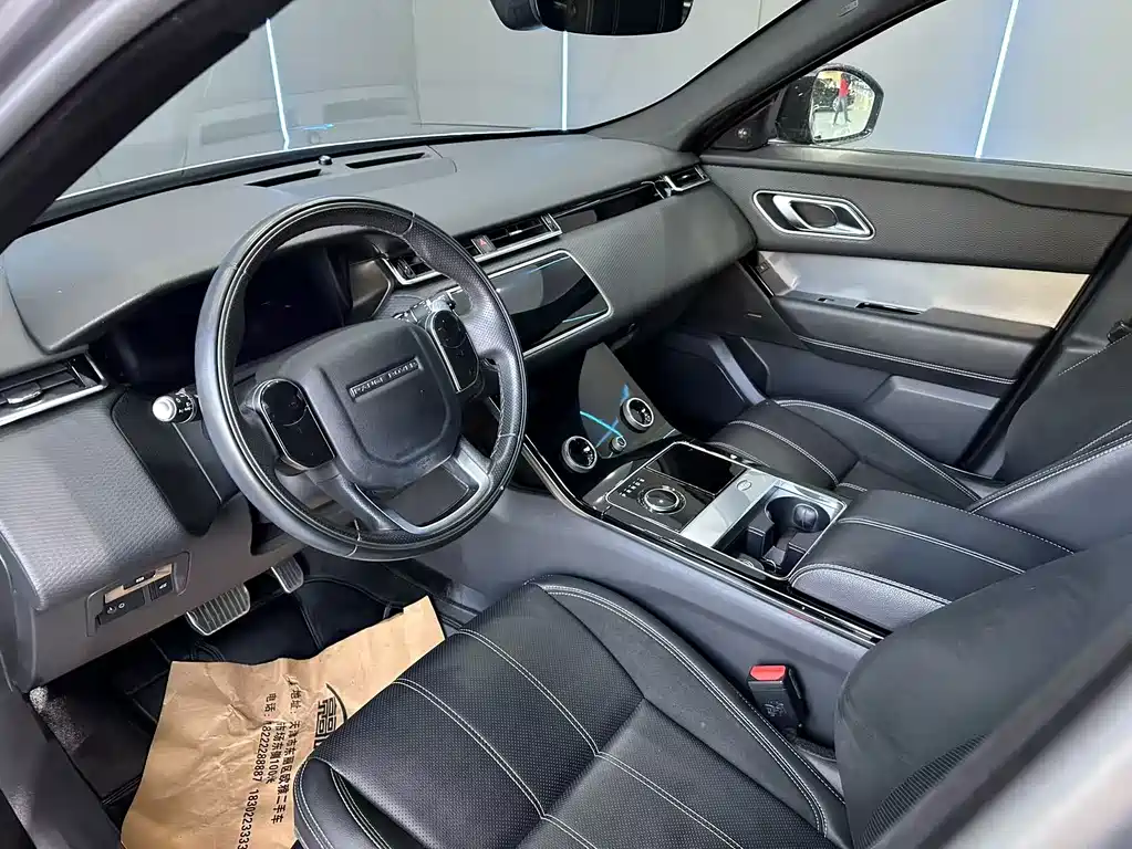 Land Rover Velar 2019 — фото 11