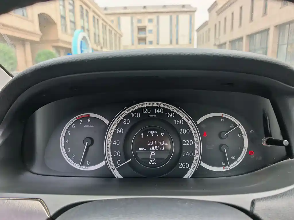 Honda Accord 2015 — фото 14