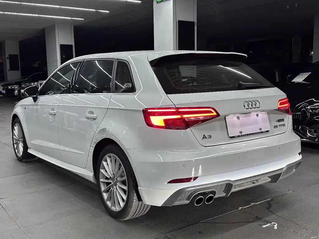 Audi A3 2017 — фото 8