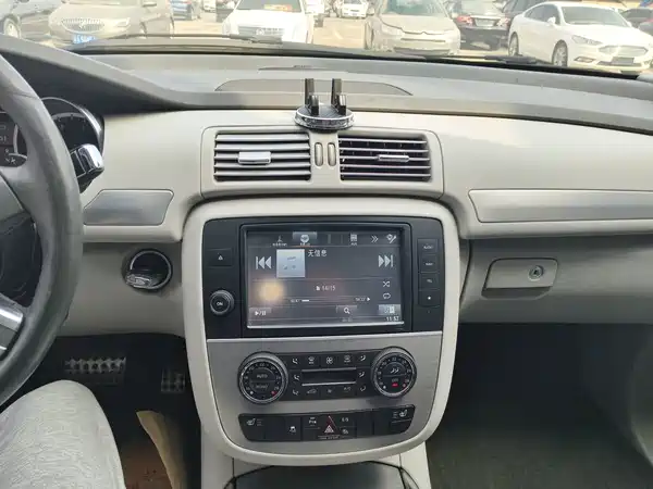Mercedes-Benz R-Class 2014