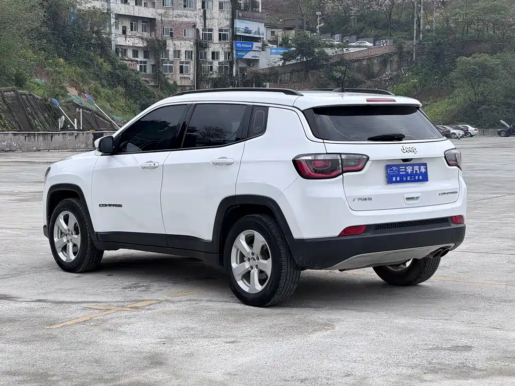 Jeep Compass 2020 — фото 6