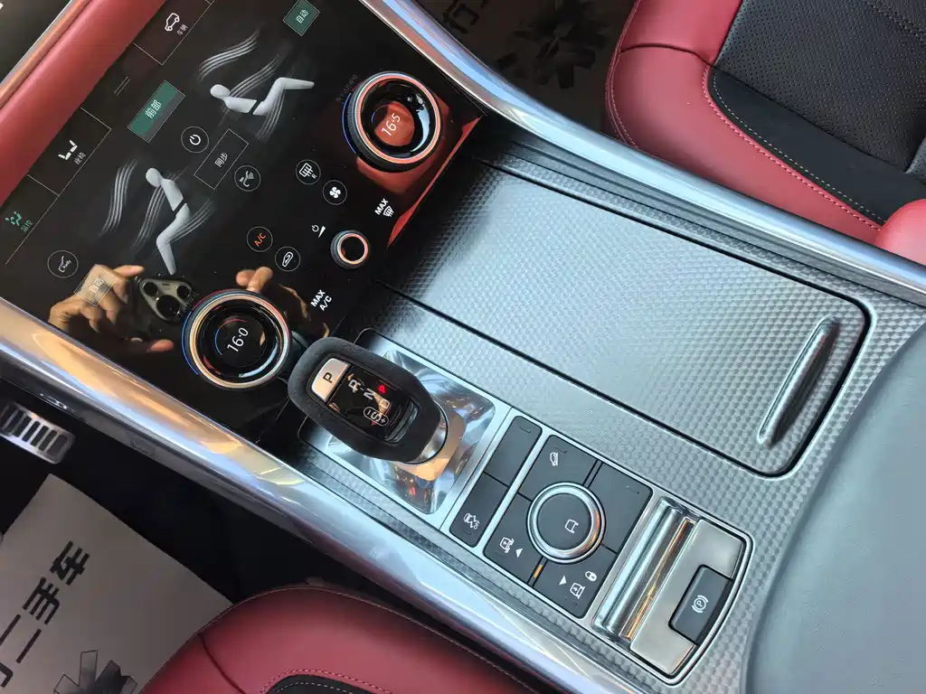 Land Rover Range Rover Sport 2023 — фото 15