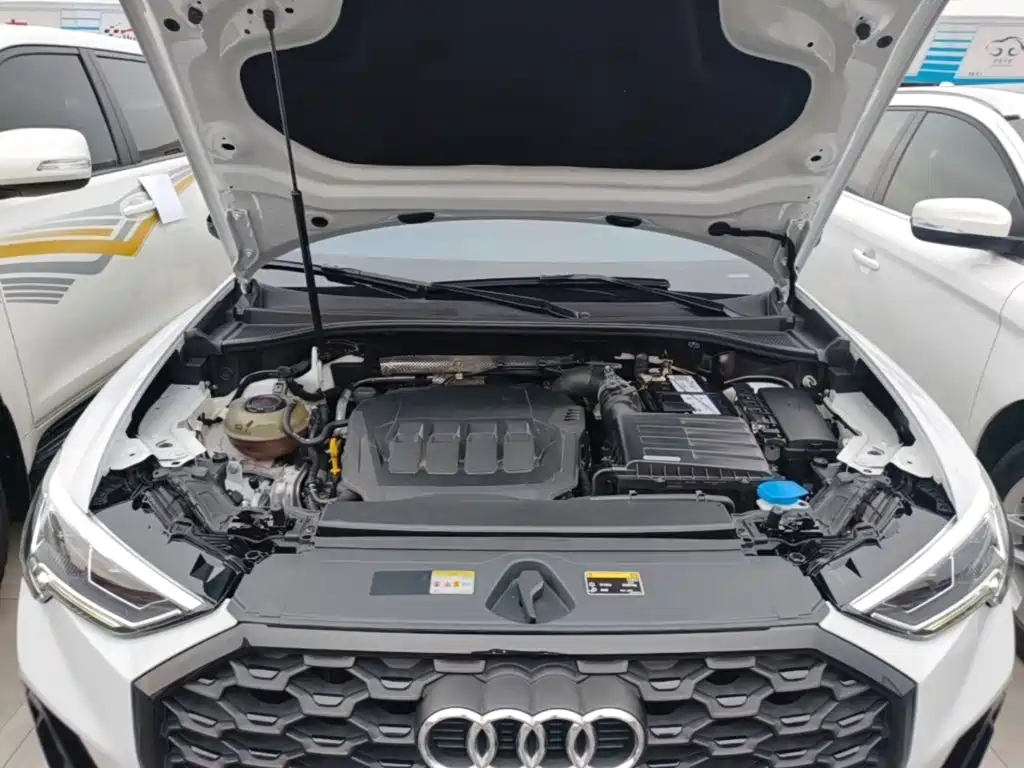 Audi Q3 Sportback 2021 — фото 20