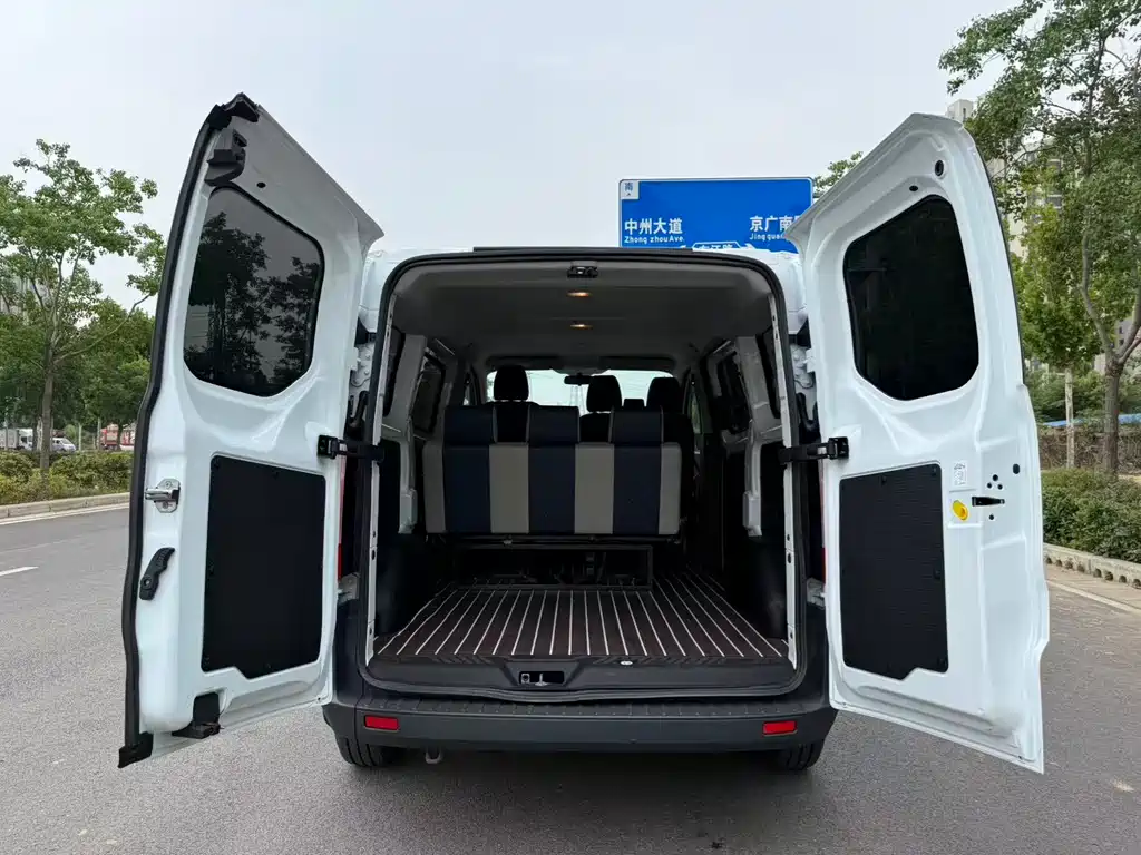 Ford Transit 2021 — фото 10