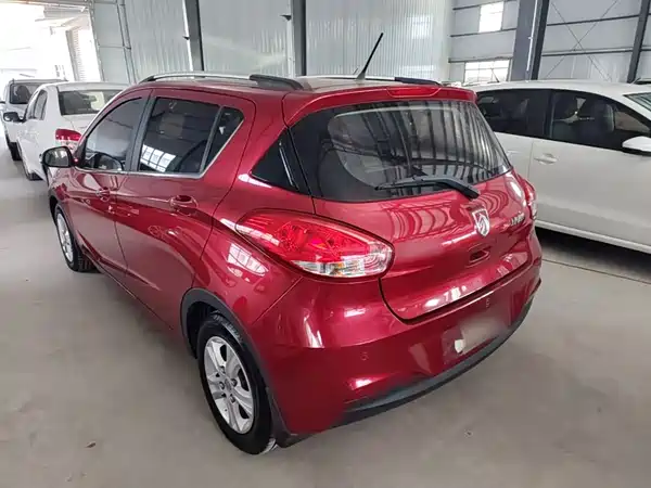 Baojun 310 2017