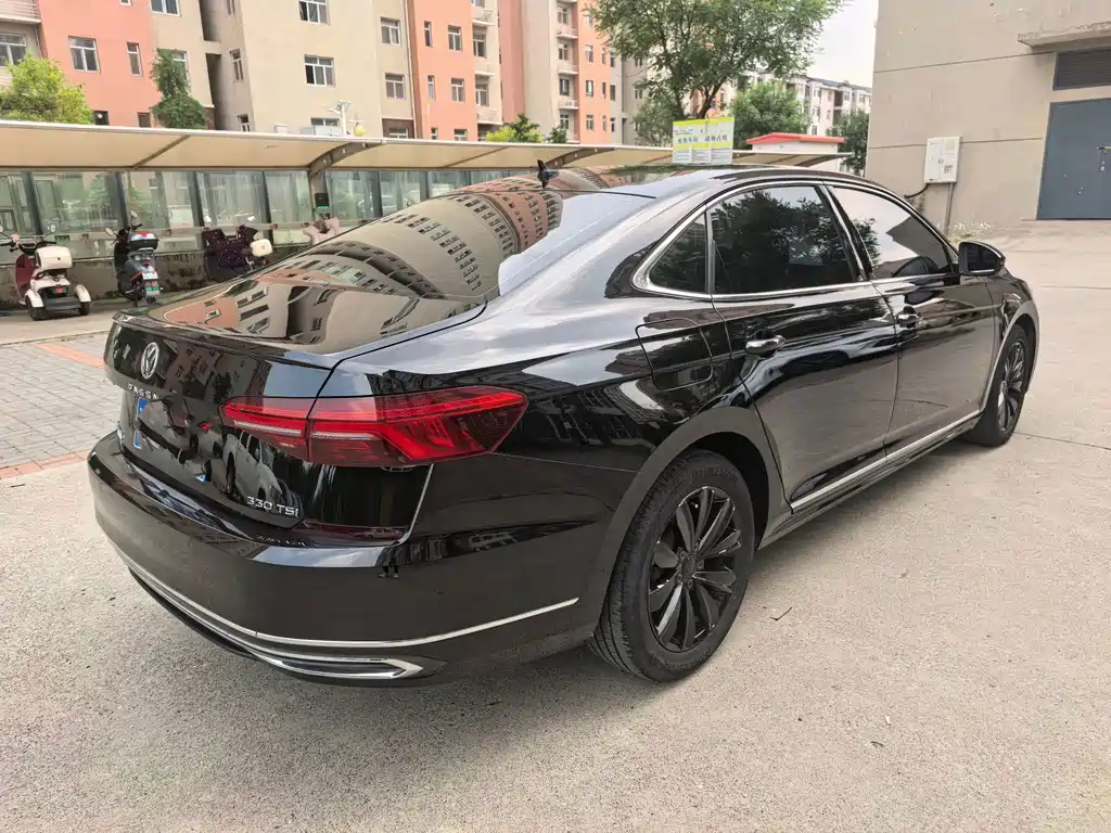 Volkswagen Passat 2019 — фото 6