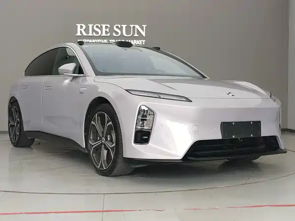 NIO ET5T 2025