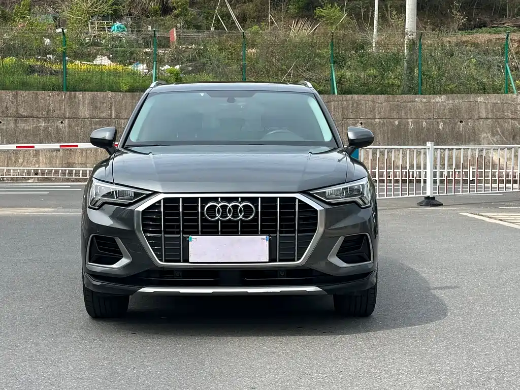 Audi Q3 2020 — фото 2