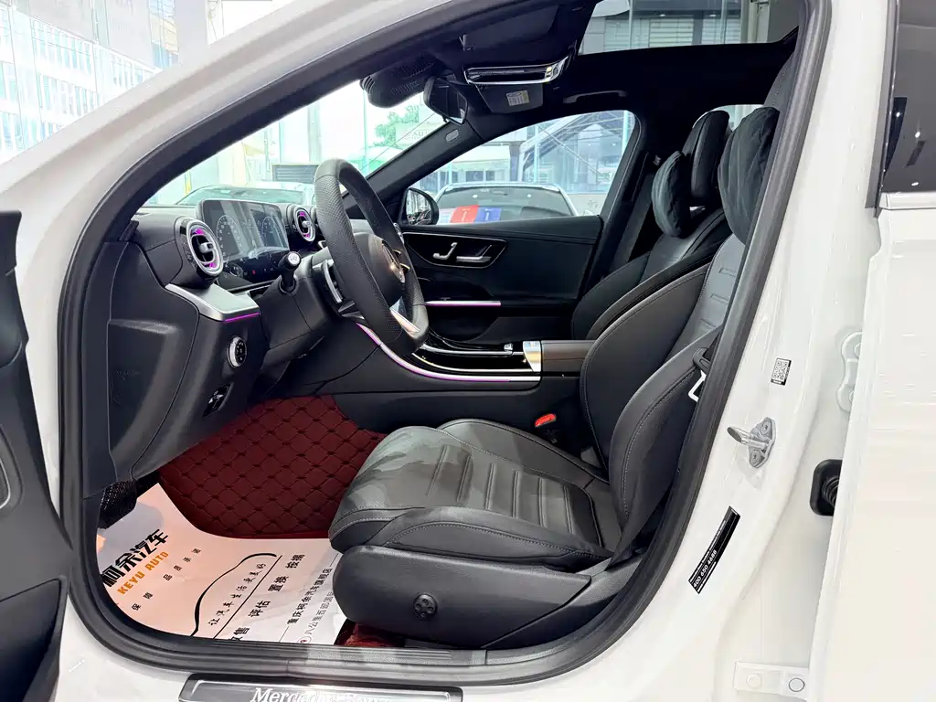 Mercedes-Benz C-Class 2023 — фото 5