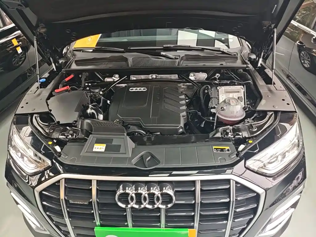 Audi Q5L 2023 — фото 20